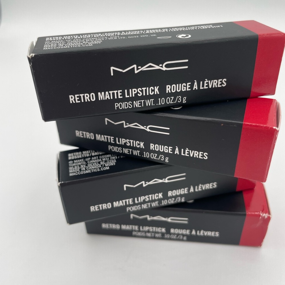 M.A.C Ruby Woo lipstick NIB - Picture 7 of 7